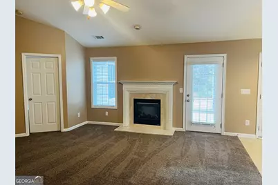 62 Green Spring, Newnan, GA 30265 - Photo 5