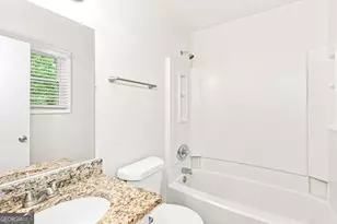 949 Falcon Crest Dr, Lawrenceville, GA 30043 - Photo 13