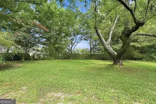949 Falcon Crest Dr, Lawrenceville, GA 30043 - Photo 23