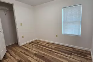 2336 Woodlawn, Tifton, GA 31794 - Photo 9
