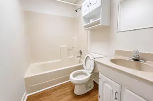 2734 Ashbury Point Ln, Marietta, GA 30066 - Photo 5