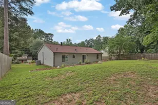 2425 Rhoanoke Dr, Duluth, GA 30096 - Photo 15