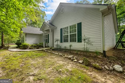 270 Hendrix Road, Newnan, GA 30263 - Photo 3