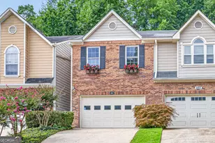 868 Edgewater Cir, Marietta, GA 30062 - Photo 1