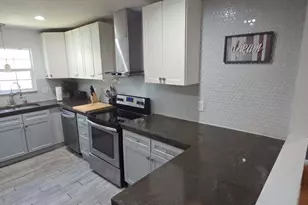 1901 E Farris Ave, East Point, GA 30344 - Photo 11