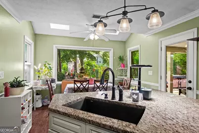 140 Lakeside Drive NW, Kennesaw, GA 30144 - Photo 9
