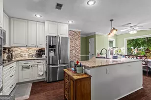 140 Lakeside Dr NW, Kennesaw, GA 30144 - Photo 7