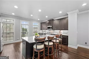 1044 Township Square, Alpharetta, GA 30022 - Photo 9