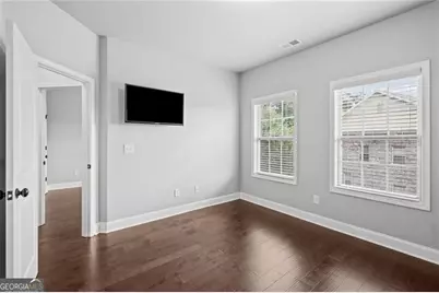 1044 Township Square, Alpharetta, GA 30022 - Photo 25