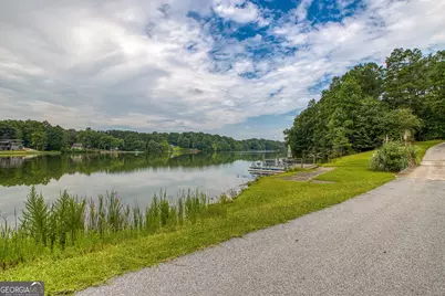 160 Sandy Lake Circle, Fayetteville, GA 30214 - Photo 5