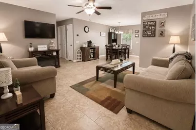 813 Hester Dr, Vidalia, GA 30474 - Photo 3