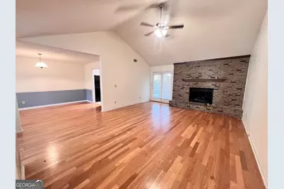 105 Whisper Court, Warner Robins, GA 31088 - Photo 3