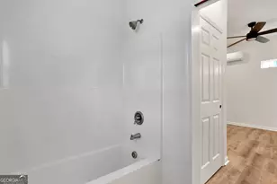 615 E 38th St, Savannah, GA 31401 - Photo 45