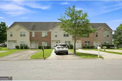 366 N Beach Court, Riverdale, GA 30274 - Photo 3