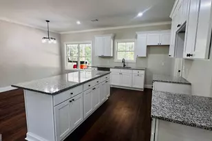 3014 Lindsey Dr, Claxton, GA 30417 - Photo 3