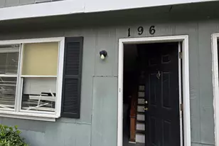 200 Washington St, Barnesville, GA 30204 - Photo 7