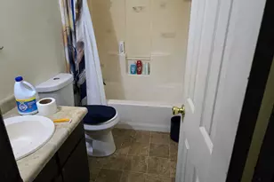 200 Washington St, Barnesville, GA 30204 - Photo 15