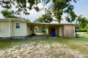 31 Currie St, Hazlehurst, GA 31539 - Photo 9