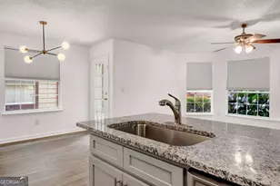 1004 Sandy Ln Dr, Alpharetta, GA 30022 - Photo 11