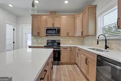 1005 E 35th Street, Savannah, GA 31401 - Photo 17