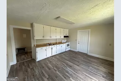 2455 Pegasus Parkway #APT - A, Lagrange, GA 30240 - Photo 5