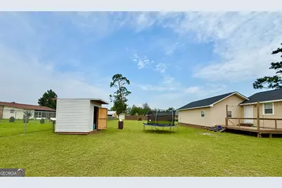 58 Burketts Ferry Road, Hazlehurst, GA 31539 - Photo 3