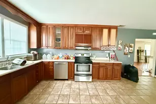 58 Burketts Ferry Rd, Hazlehurst, GA 31539 - Photo 7