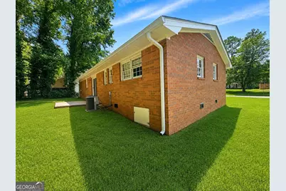 1716 Hallmark Drive, Griffin, GA 30223 - Photo 5