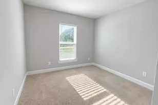 502 Albertson Ave, Peachtree City, GA 30269 - Photo 9