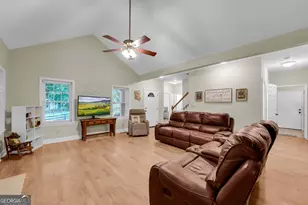 4165 Prather Bridge Rd, Toccoa, GA 30577 - Photo 9