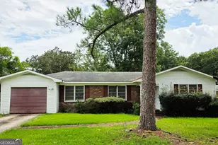 1404 Longacre Dr, Macon, GA 31204 - Photo 1
