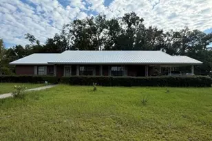 44 Hilltop Dr, Lumber City, GA 31549 - Photo 1