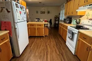 44 Hilltop Dr, Lumber City, GA 31549 - Photo 5