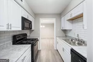 3028 Parc Lorraine, Lithonia, GA 30058 - Photo 13