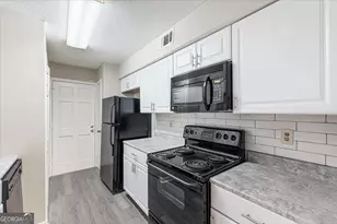 3028 Parc Lorraine, Lithonia, GA 30058 - Photo 3