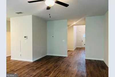 57 Pacific Avenue, Sharpsburg, GA 30277 - Photo 7