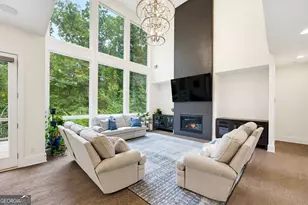 14180 Reserve Manor Ln, Roswell, GA 30075 - Photo 11