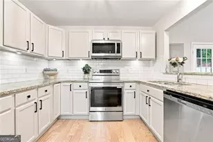 5527 Bridge Pointe Dr, Alpharetta, GA 30005 - Photo 11