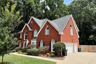 192 Brook Ln, Roswell, GA 30075 - Photo 3