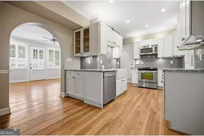 2222 Peachtree Road NW #B5, Atlanta, GA 30309 - Photo 11