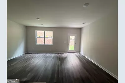 2064 Crossing Road, Stone Mountain, GA 30088 - Photo 3