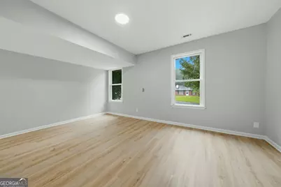 210 Meadow Run, Peachtree City, GA 30269 - Photo 13