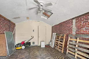 1222 Pine Ave, Brunswick, GA 31520 - Photo 23