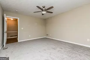 8183 Silver Oaks Ct, Jonesboro, GA 30236 - Photo 11