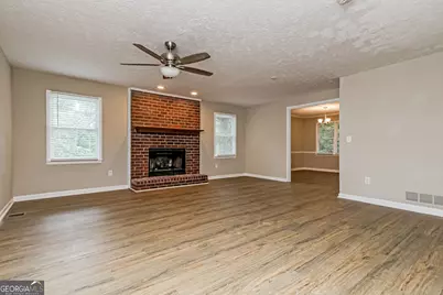 8183 Silver Oaks Court, Jonesboro, GA 30236 - Photo 3