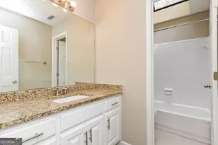 8183 Silver Oaks Ct, Jonesboro, GA 30236 - Photo 19