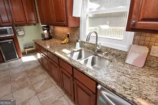 1448 Dauset Dr, Griffin, GA 30224 - Photo 11