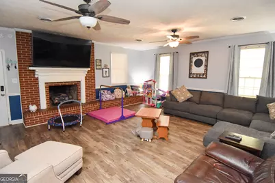 1448 Dauset Drive, Griffin, GA 30224 - Photo 13