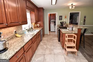 1448 Dauset Dr, Griffin, GA 30224 - Photo 9