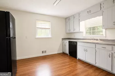 970 Woodbridge Drive NE, Conyers, GA 30012 - Photo 25